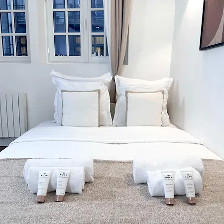 Heart Marais Cozy For 4 Parijs